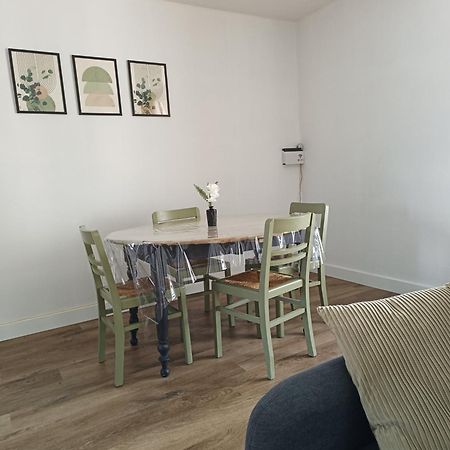 Appartement Proche Centre Ville / 3 Chambres แปร์ปินญอง ภายนอก รูปภาพ