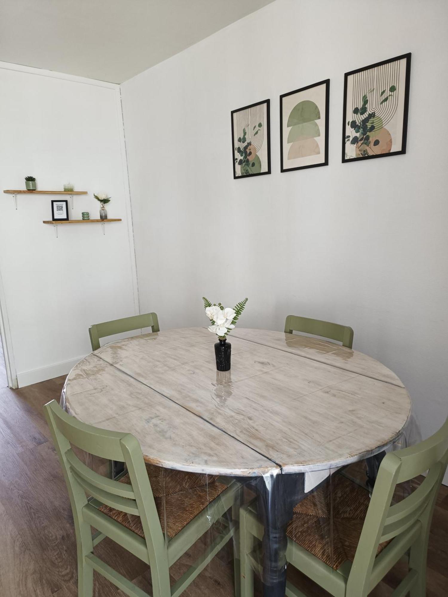 Appartement Proche Centre Ville / 3 Chambres แปร์ปินญอง ภายนอก รูปภาพ